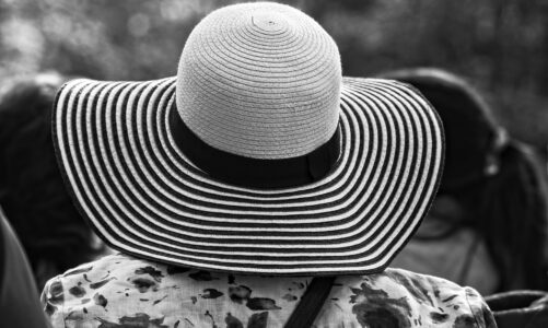 アメリカのファーストレディのために華やかな帽子を作ったのは誰ですか